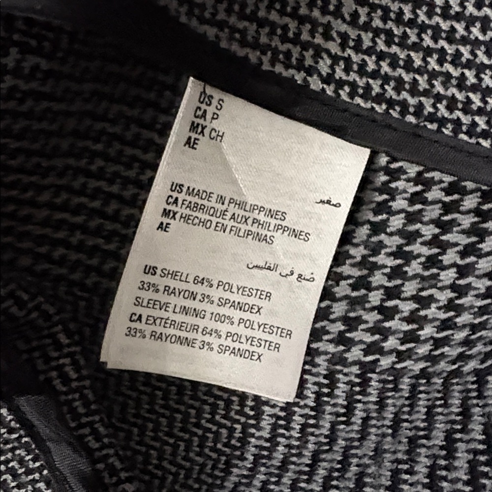 Men's Gray Plaid Coat - Picture 5 of 5